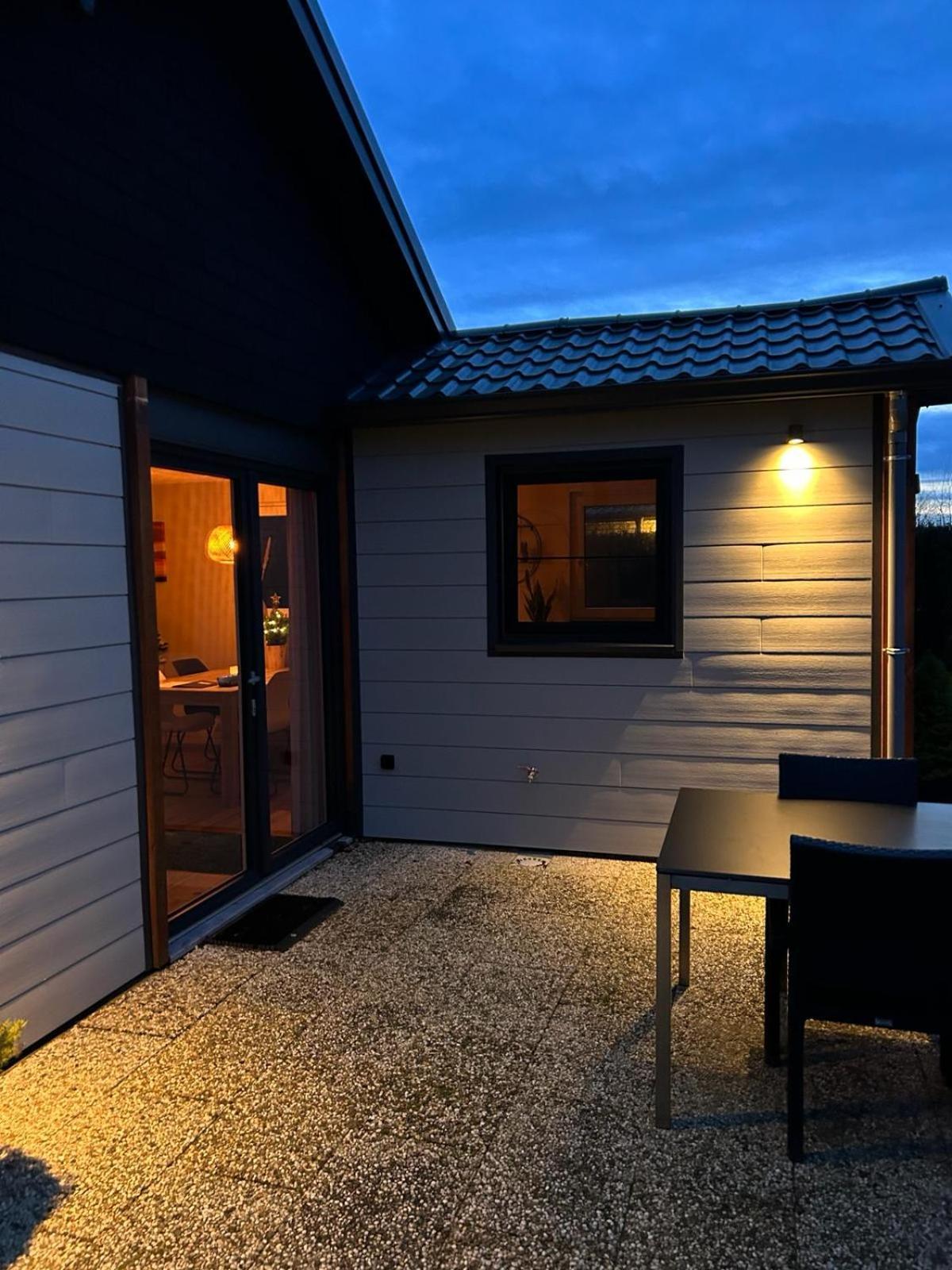 Oosterschelde Lodge Met Veel Privacy En Dicht Bij Het Water Scherpenisse Zewnętrze zdjęcie